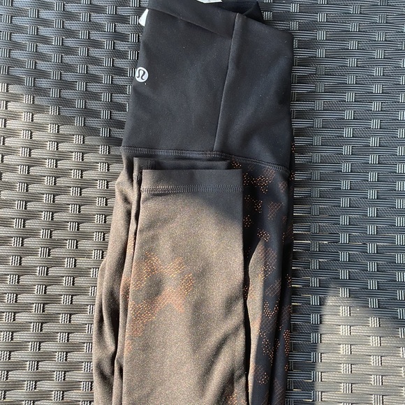 Lululemon leggings !SOLD! - Picture 5 of 5